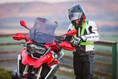 Reflexné traky elastické - žlté - reflexný pruh 13 cm - spĺňajú normu EN 13356 Reflexné traky elastické - žlté - reflexný pruh 13 cm - spĺňajú normu EN 13356